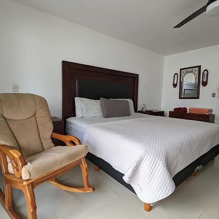 Villa Aurora Beautiful Beachfront Apartment Cancún Zewnętrze zdjęcie