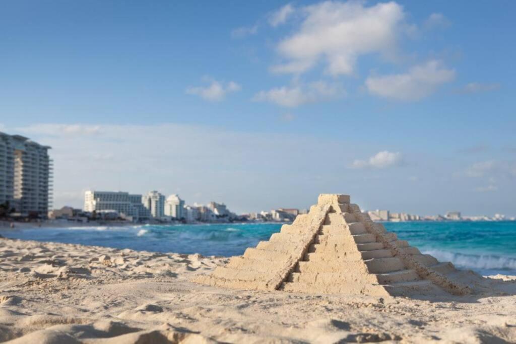 Villa Aurora Beautiful Beachfront Apartment Cancún Zewnętrze zdjęcie