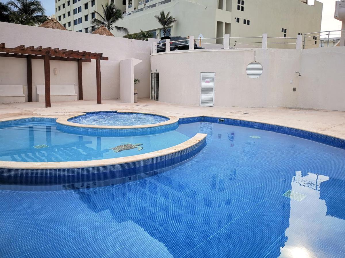 Villa Aurora Beautiful Beachfront Apartment Cancún Zewnętrze zdjęcie